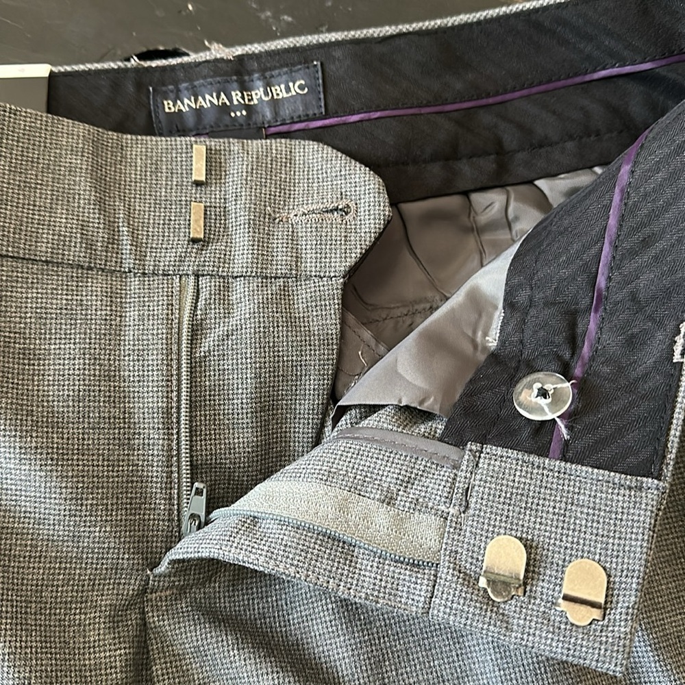 Banana Republic Jackson Fit Trousers - Charcoal Gray - Picture 15 of 16